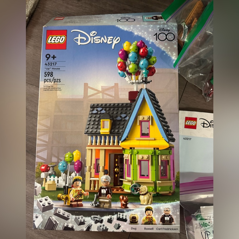 USED - LEGO Disney 'Up' House with Colorful Balloons